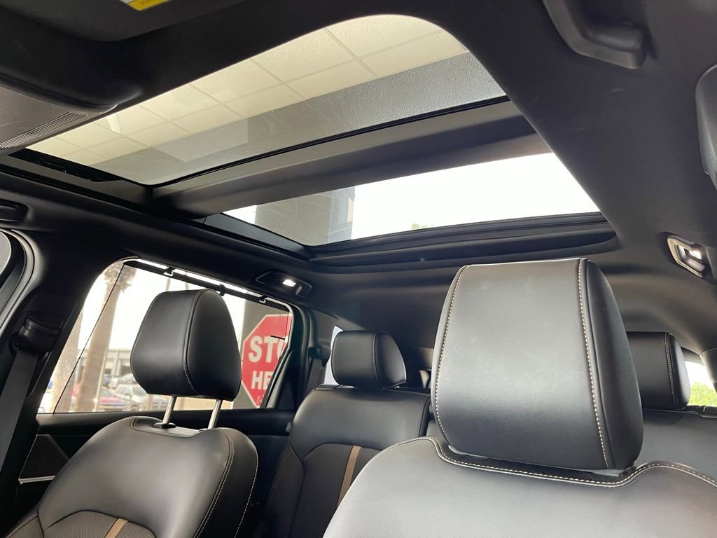 Used 2025 MAZDA CX-90 3.3 Turbo S w/ Premium Package image 28