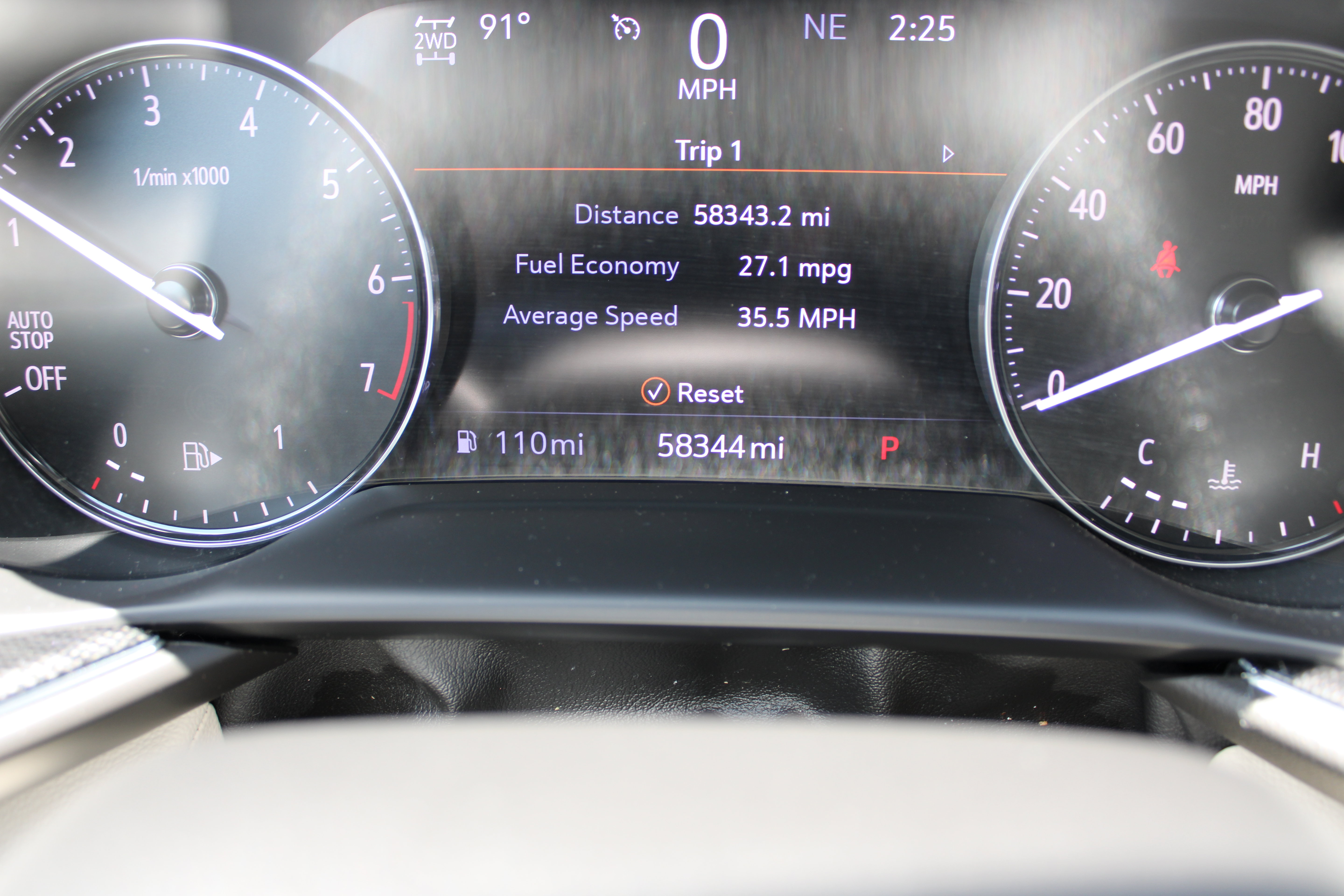 Used 2023 Buick Envision Essence AWD/4WD image 19