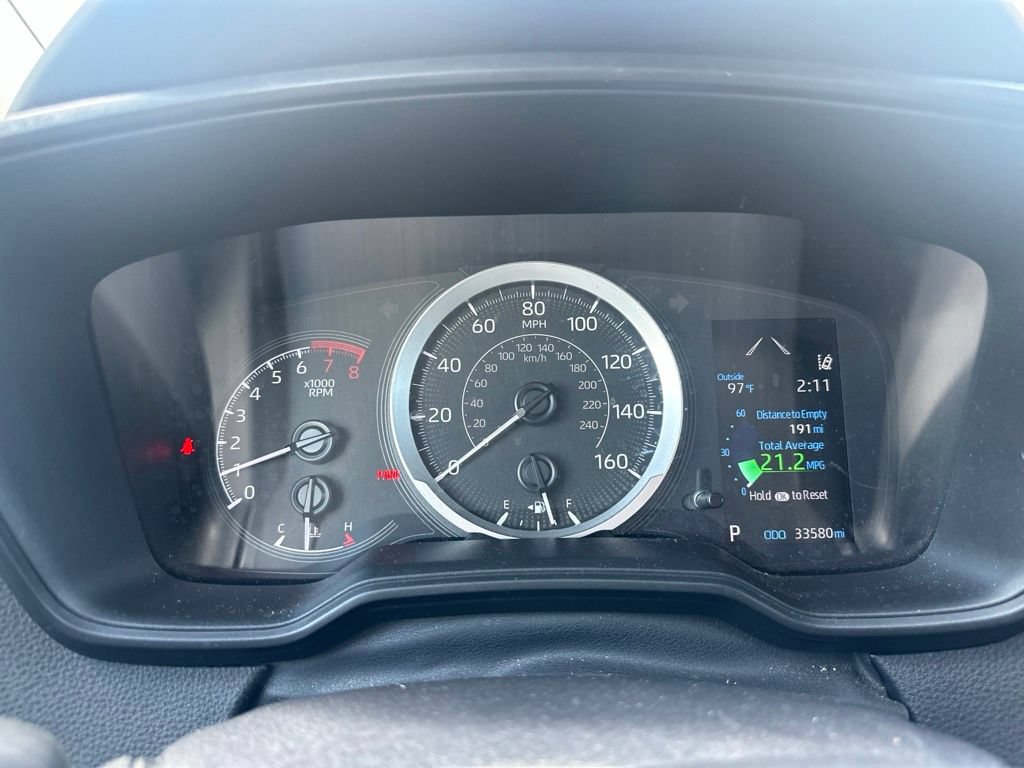 Used 2022 Toyota Corolla LE FWD image 3