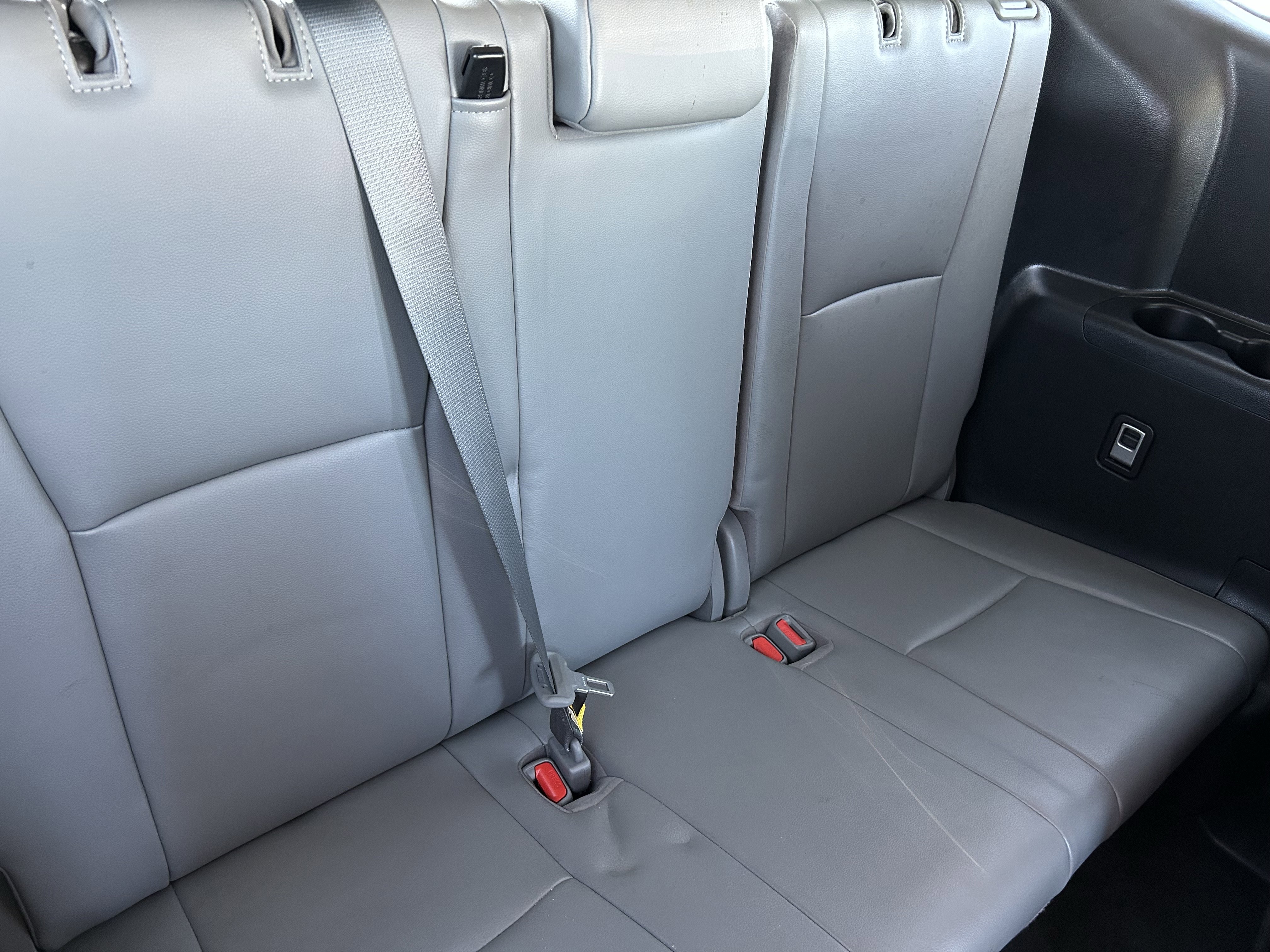 Used 2021 Toyota Highlander Platinum image 14