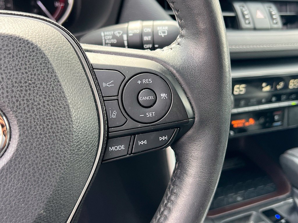 Used 2019 Toyota RAV4 Limited w/ Advanced Technology Package AWD/4WD image 22
