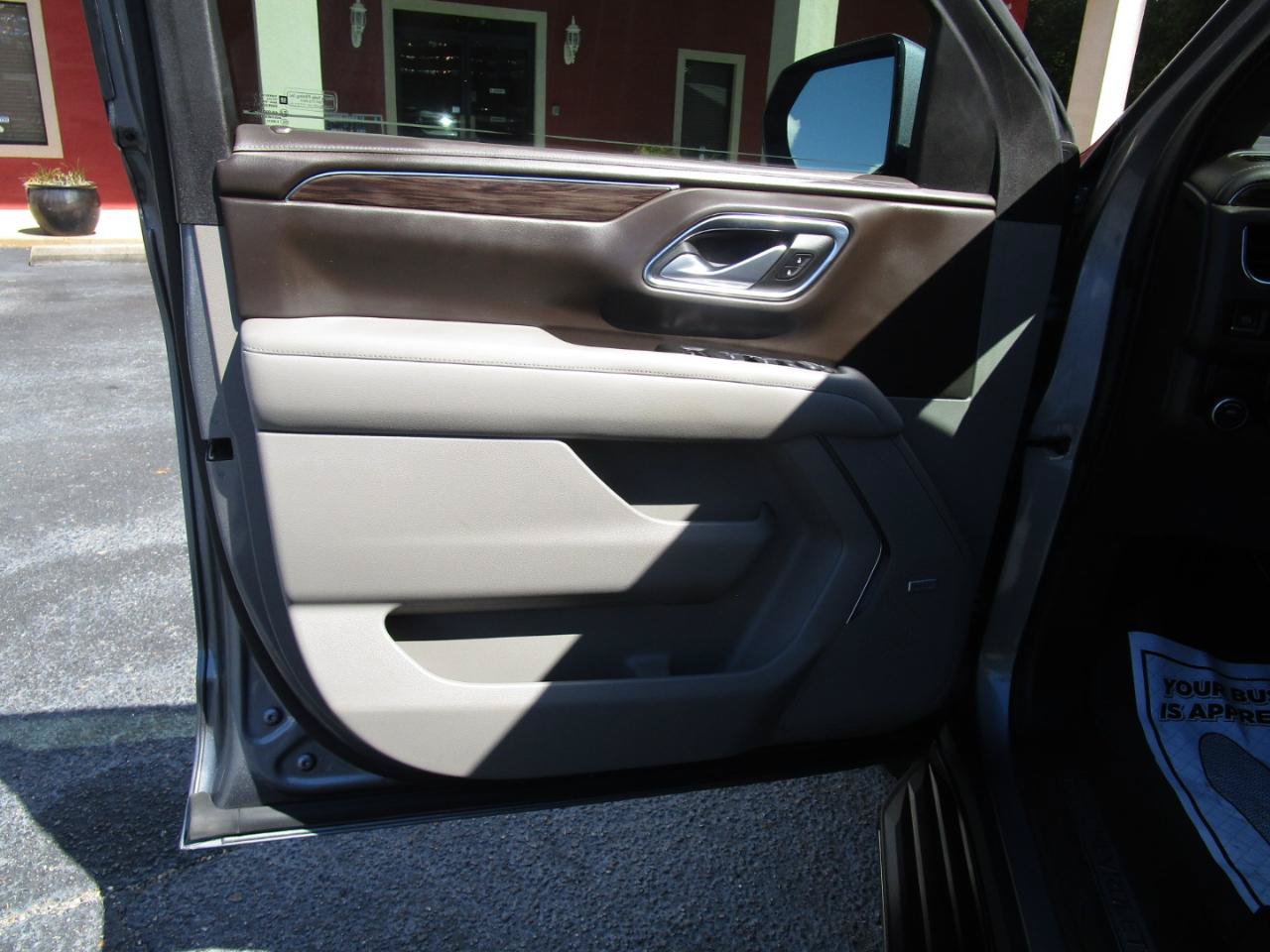 Used 2021 Chevrolet Tahoe LT RWD image 22