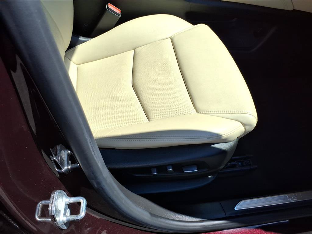 Used 2018 Cadillac XT5 Premium Luxury AWD/4WD image 15