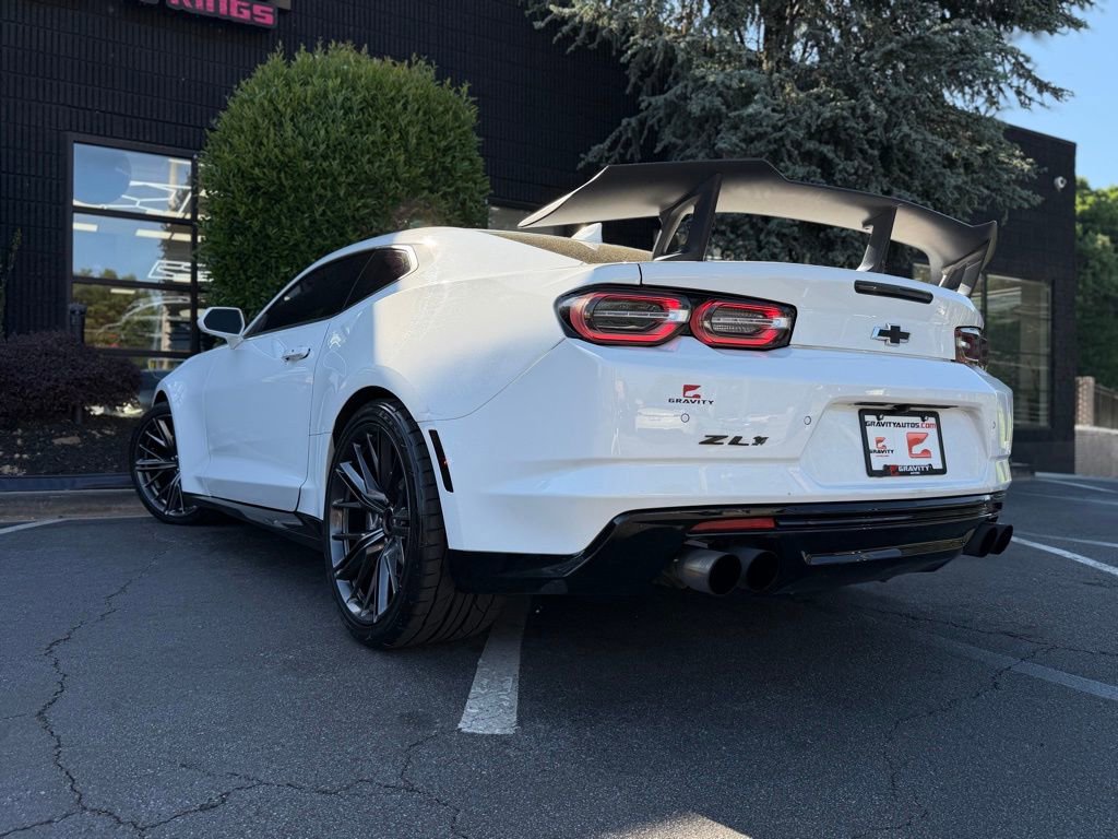 Used 2019 Chevrolet Camaro ZL1 RWD image 18