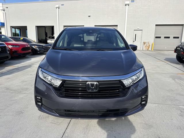 Used 2024 Honda Odyssey Touring image 2