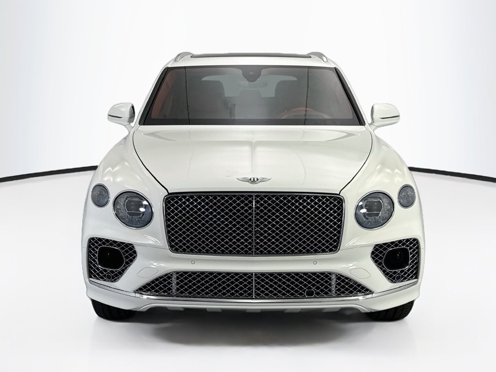 Certified 2022 Bentley Bentayga AWD/4WD image 2