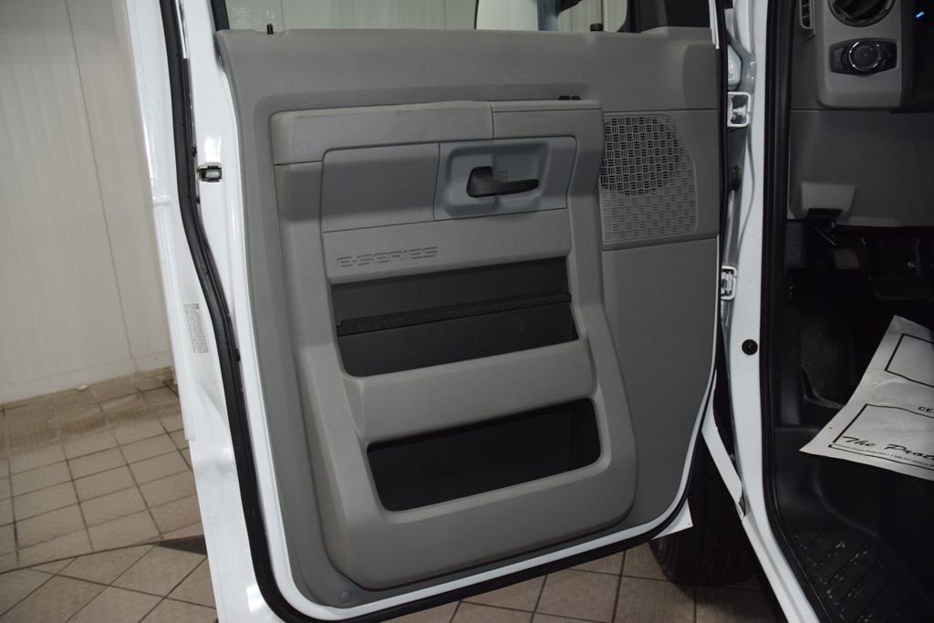 Used 2025 Ford E-350 and Econoline 350 Super Duty w/ Power Equipment Group RWD image 26