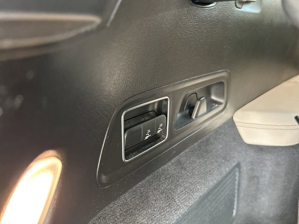 Used 2022 Mercedes-Benz GLS 450 4MATIC image 47