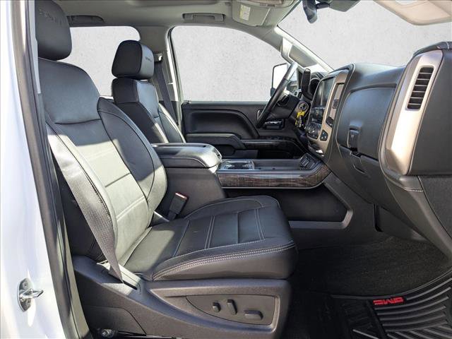 Used 2015 GMC Sierra 3500 Denali w/ Duramax Plus Package image 19