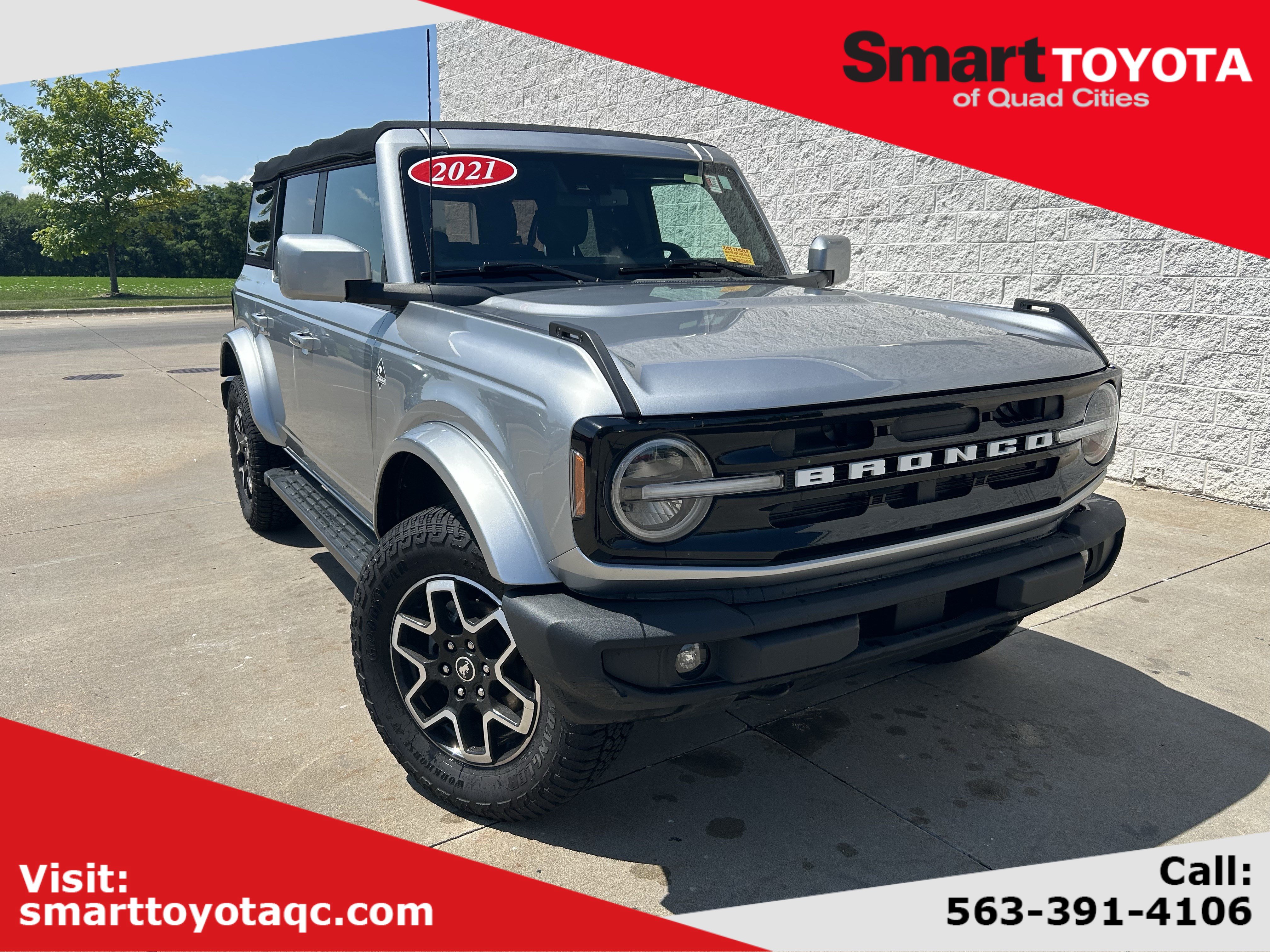 Used 2021 Ford Bronco Outer Banks AWD/4WD image 1