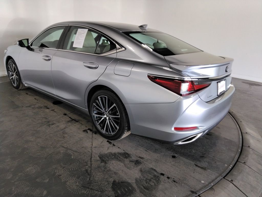 Used 2022 Lexus ES 350 w/ Premium Package image 8