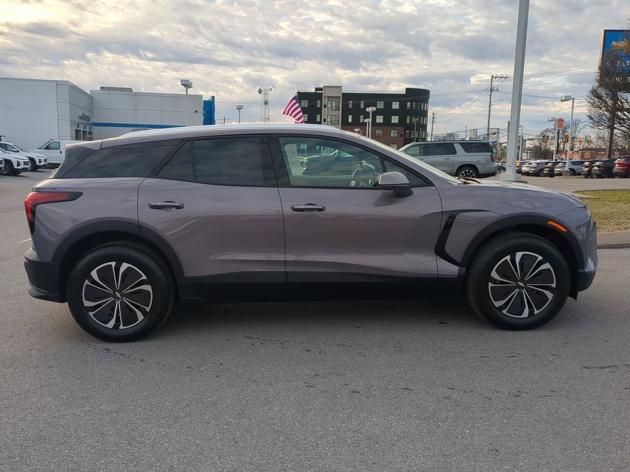 New 2026 Chevrolet Blazer EV LT image 9