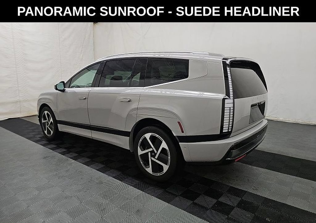 Used 2026 Hyundai Ioniq 9 Calligraphy AWD/4WD image 3