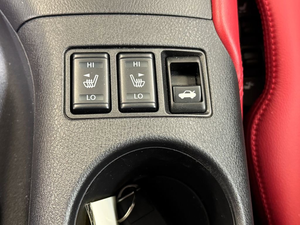 Used 2024 Nissan Z Performance w/ Floor Mat Package RWD image 24