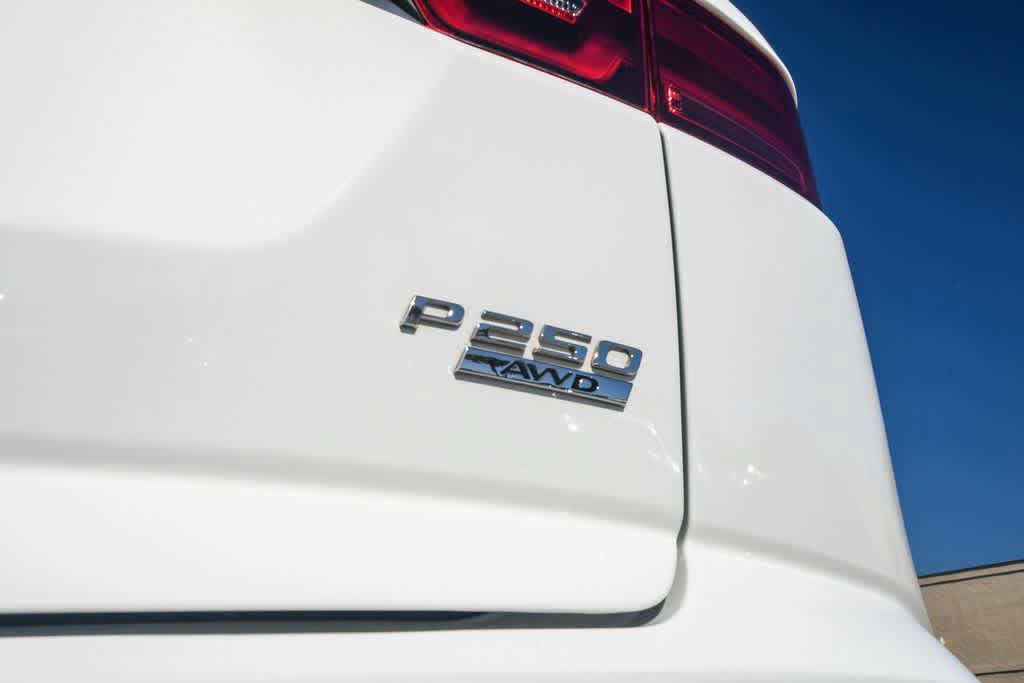 Used 2020 Jaguar E-PACE SE AWD/4WD image 36