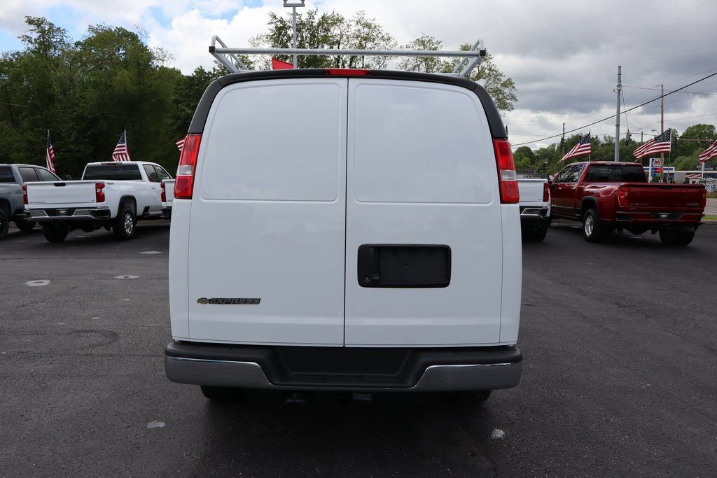 New 2025 Chevrolet Express 2500 w/ Driver Convenience Package image 29