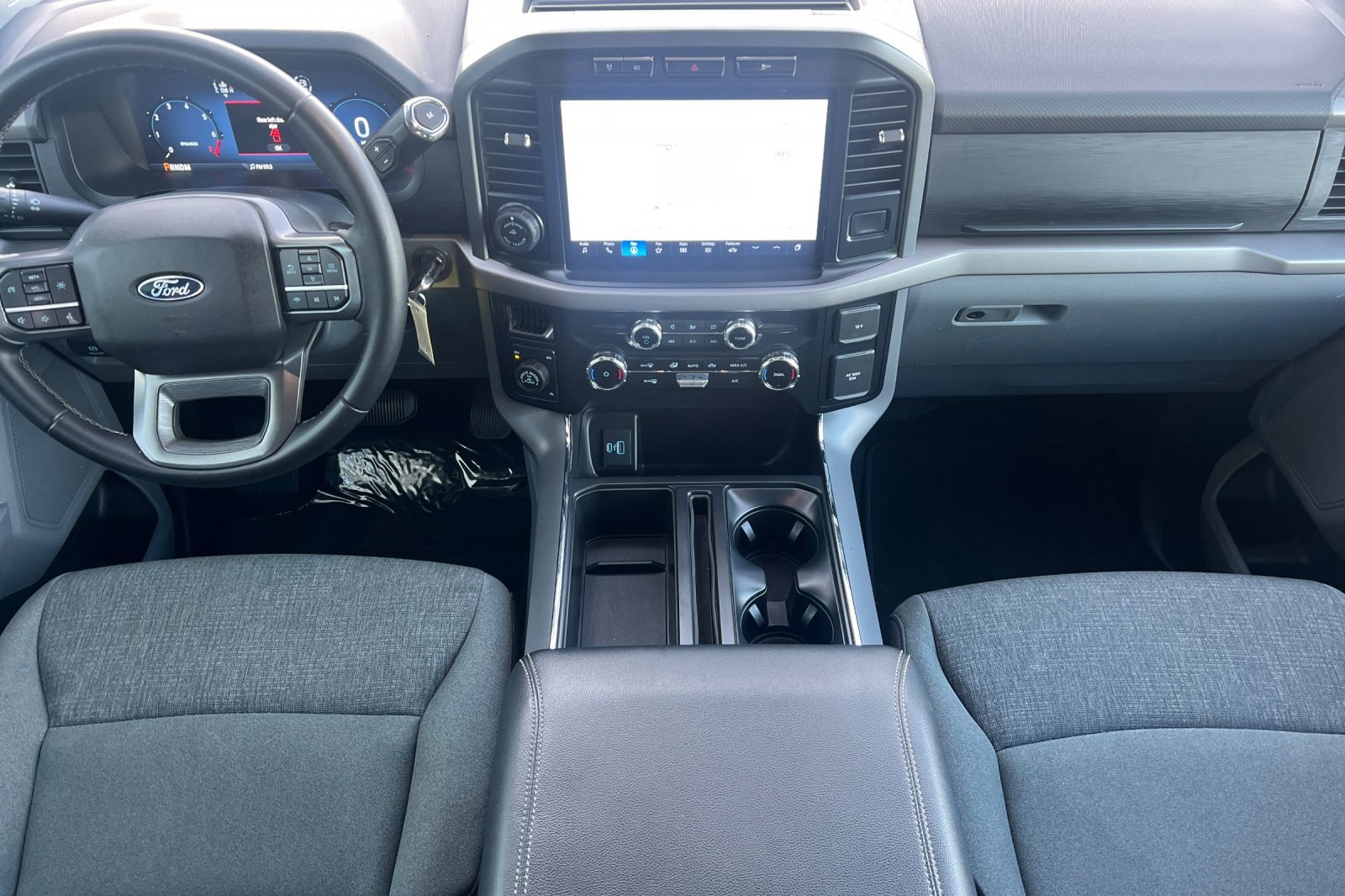 Used 2024 Ford F150 XLT w/ Mobile Office Package image 13