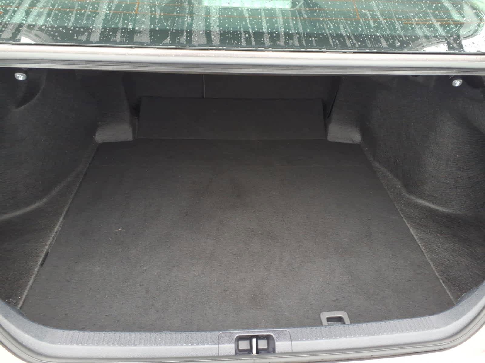 Used 2024 Toyota Camry SE FWD image 16