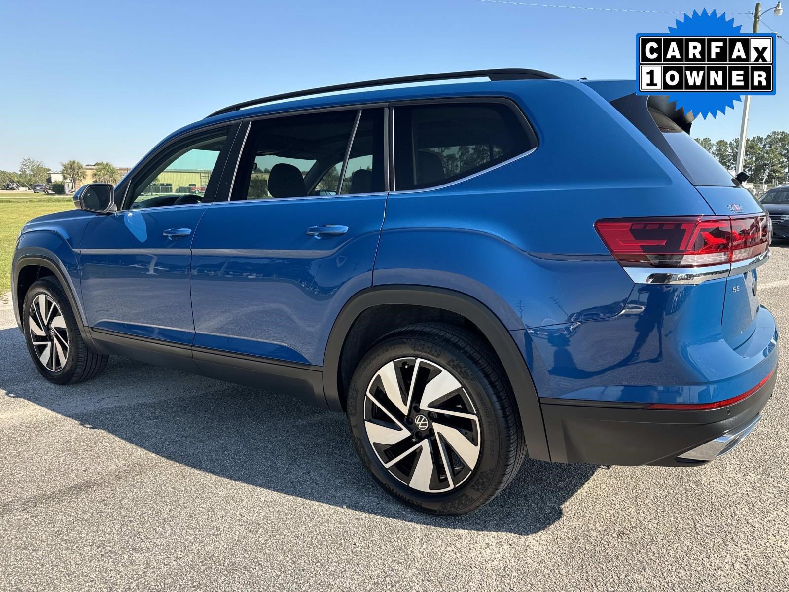 Used 2025 Volkswagen Atlas SE FWD image 6