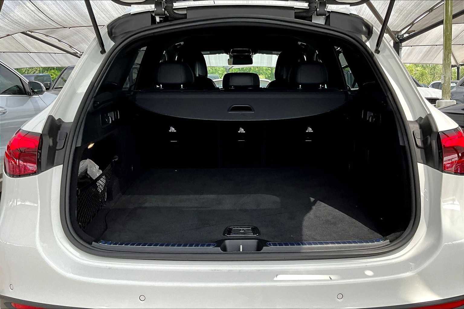New 2025 Mercedes-Benz GLC 300 image 14