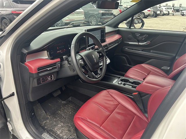 Used 2024 Lincoln Corsair Reserve w/ Equipment Group 201A image 10