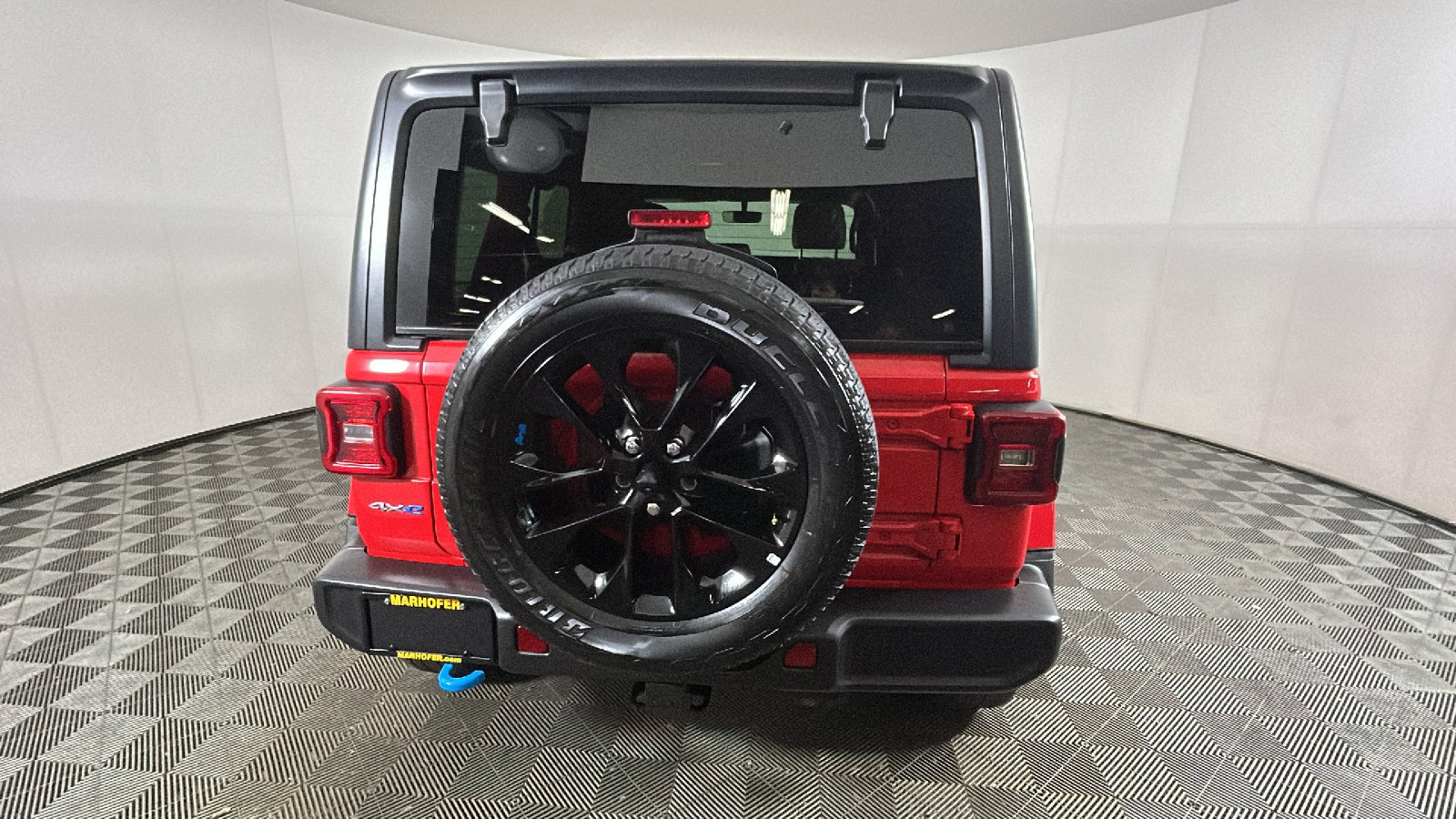 Used 2023 Jeep Wrangler Unlimited Sahara w/ Cold Weather Group AWD/4WD image 4