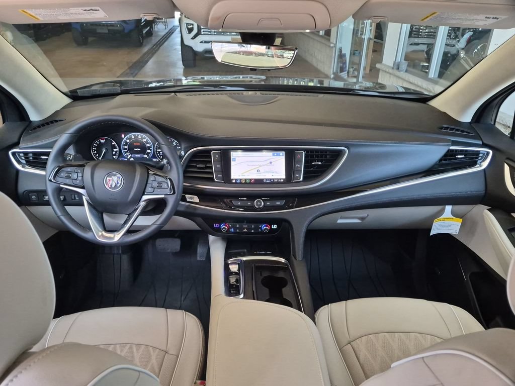 Used 2023 Buick Enclave Avenir w/ Avenir Technology Package AWD/4WD image 9