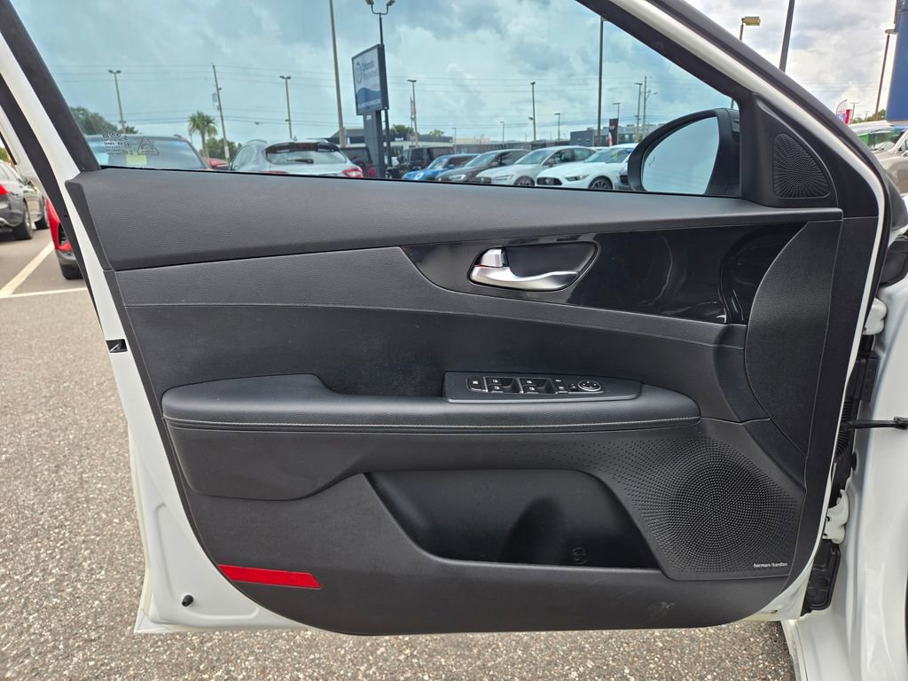 Used 2021 Kia Forte GT-Line w/ GT-Line Premium Package image 21