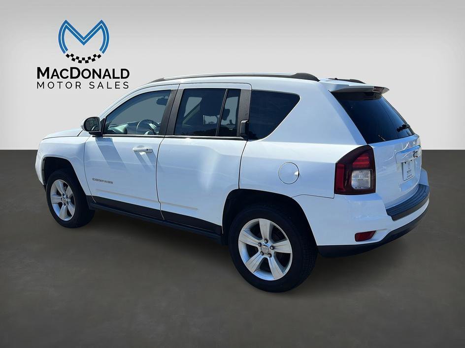 Used 2016 Jeep Compass Latitude image 5