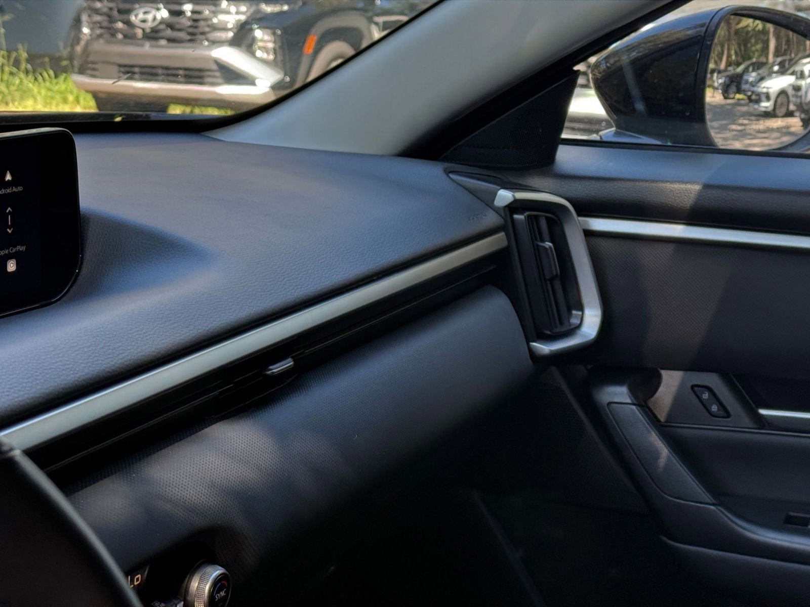 Used 2025 MAZDA CX-50 AWD 2.5 S w/ Select Package image 29