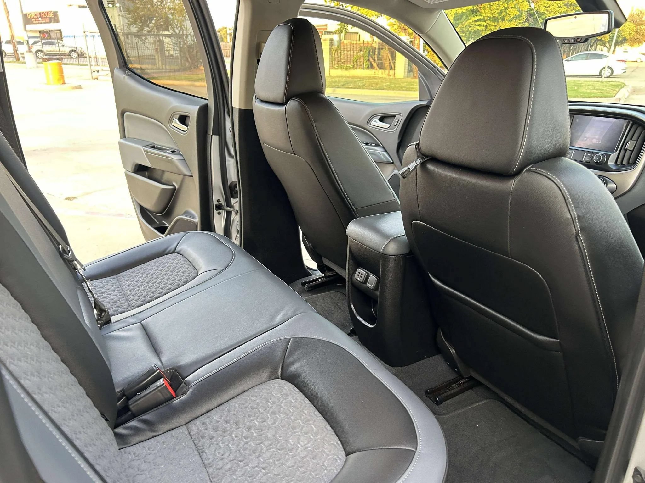 Used 2019 Chevrolet Colorado Z71 AWD/4WD image 18