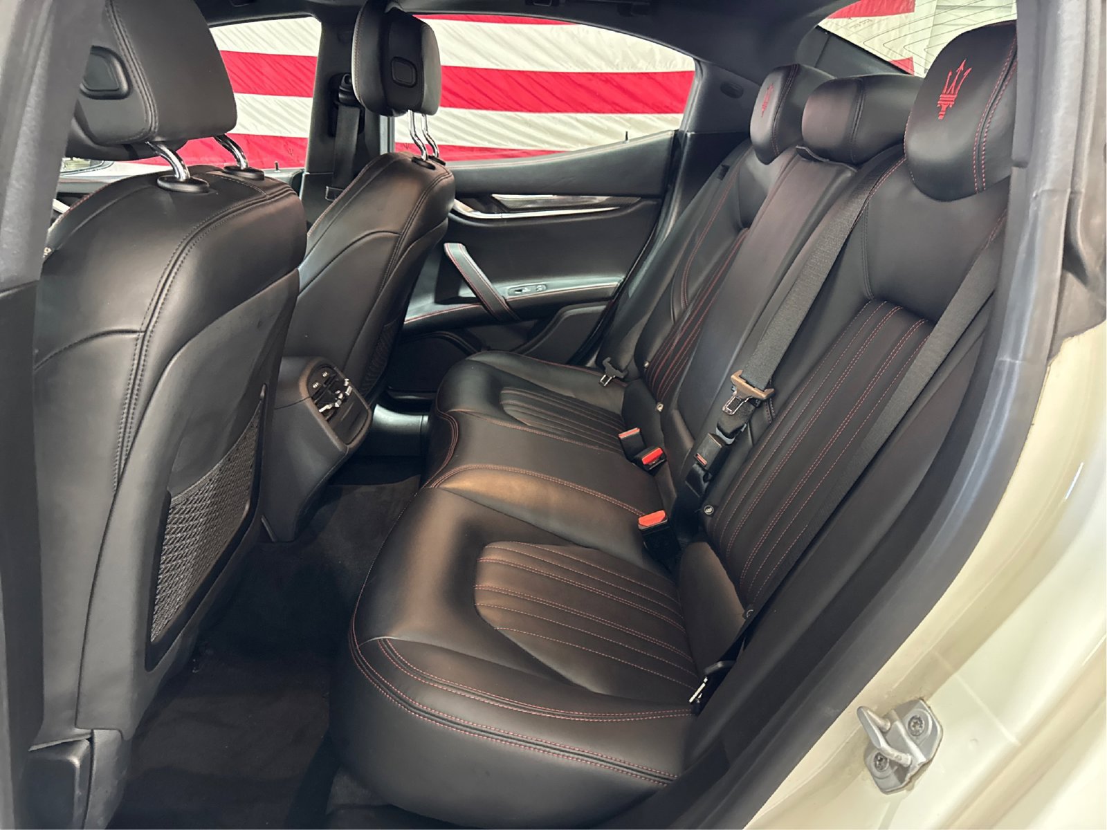 Used 2018 Maserati Ghibli S RWD image 10