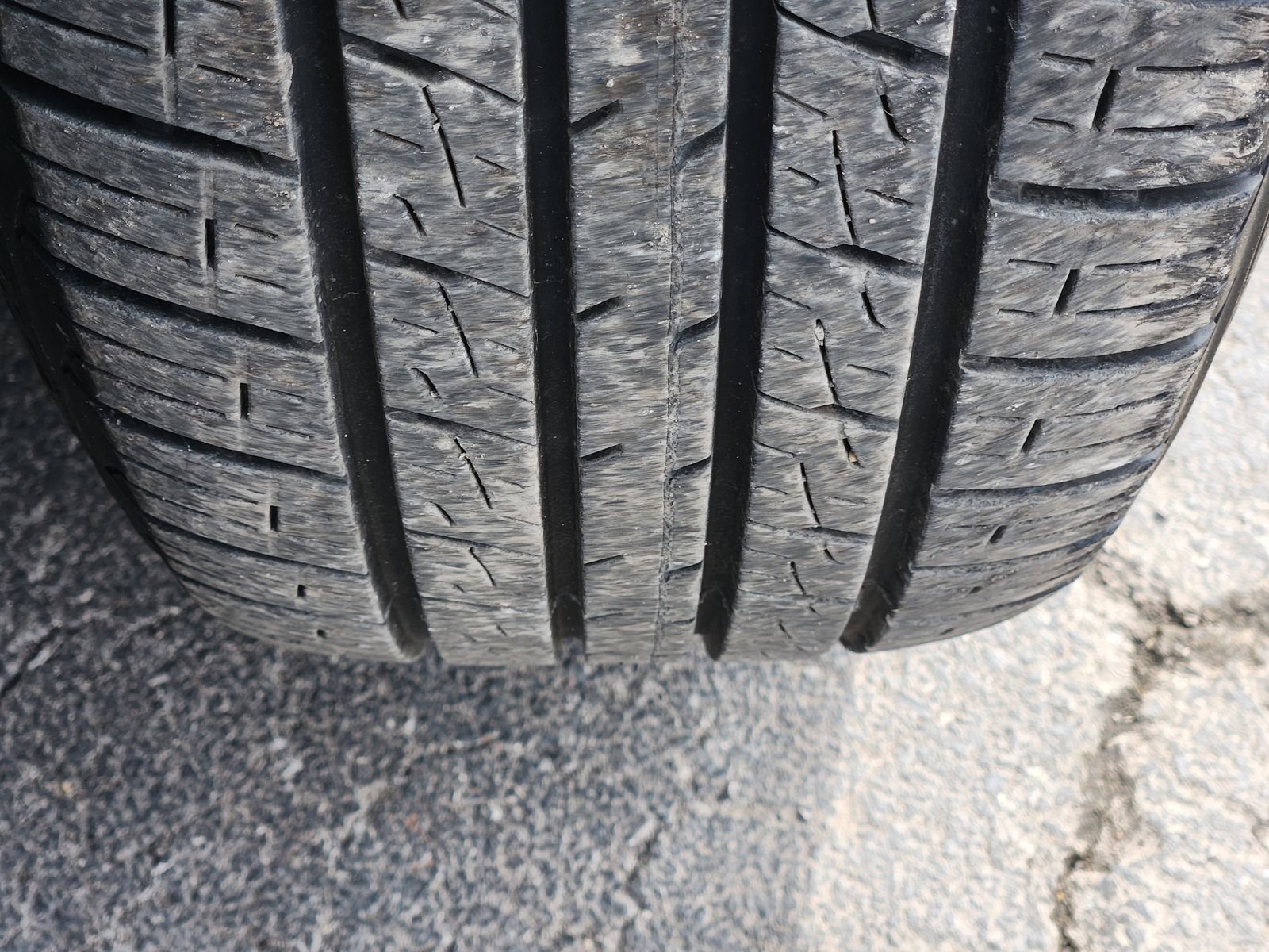 Used 2009 Chrysler Sebring Touring image 15