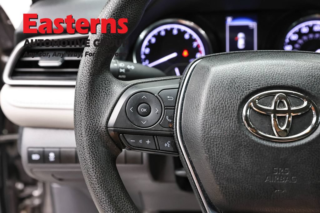 Used 2019 Toyota Camry LE FWD image 14