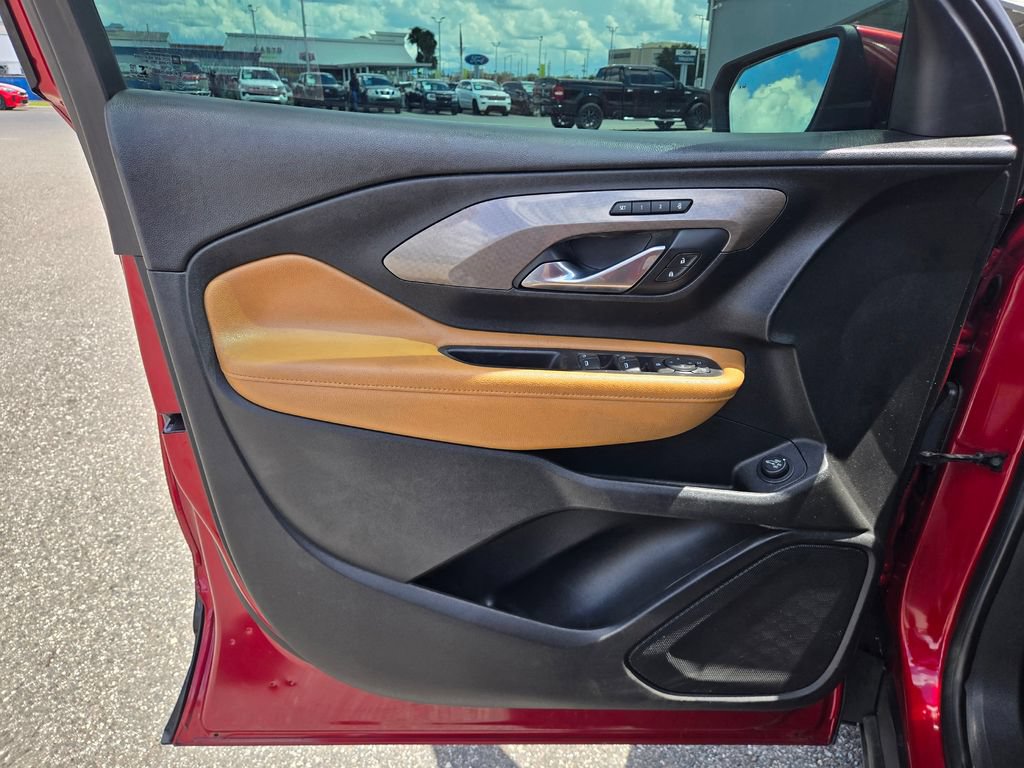 Used 2020 GMC Terrain SLT w/ Preferred Package FWD image 24