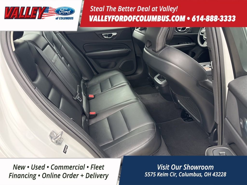 Used 2021 Volvo S60 T6 Momentum image 28
