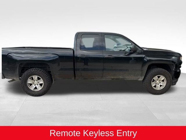 Used 2017 Chevrolet Silverado 1500 Custom w/ Custom Convenience Package image 8