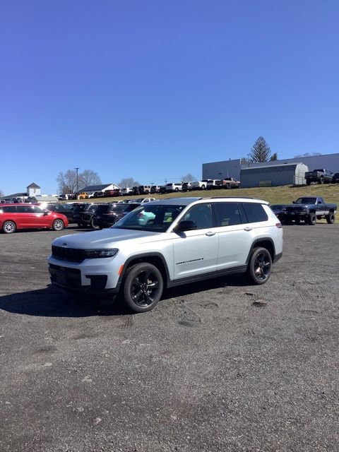 Certified 2021 Jeep Grand Cherokee L Laredo image 8
