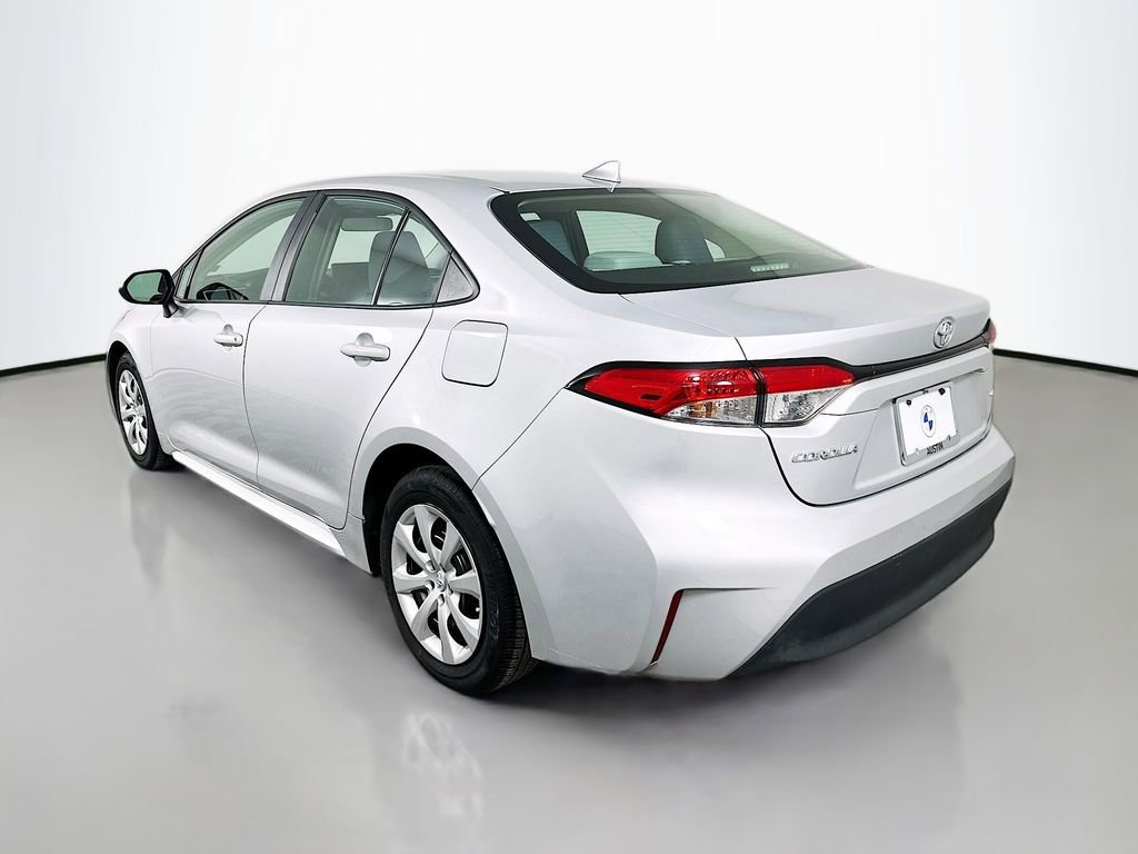 Used 2024 Toyota Corolla LE image 7