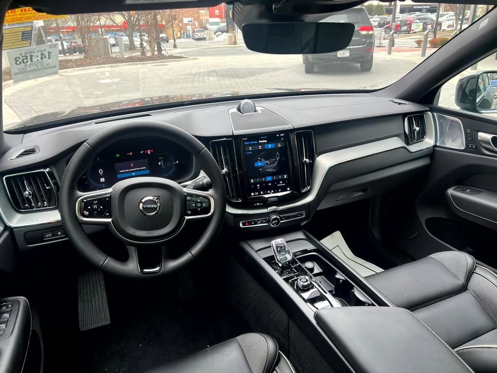 Certified 2024 Volvo XC60 T8 Polestar image 8