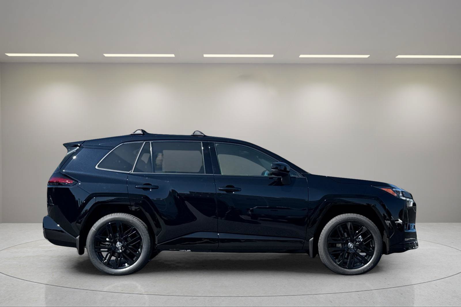 New 2026 Toyota RAV4 XSE AWD/4WD image 3
