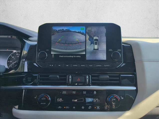 Used 2025 Nissan Pathfinder SL image 18