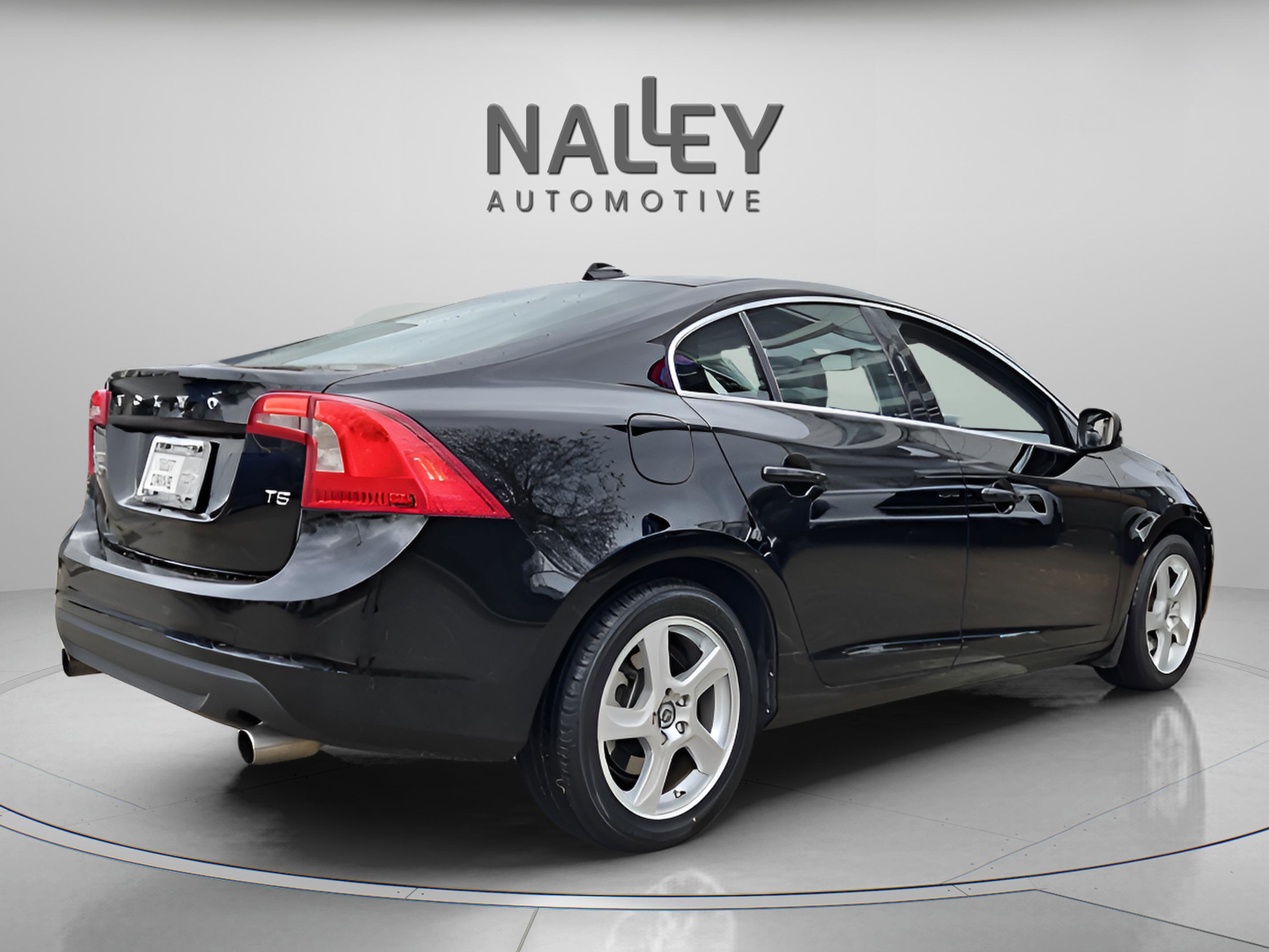 Used 2012 Volvo S60 T5 w/ Climate Pkg image 6