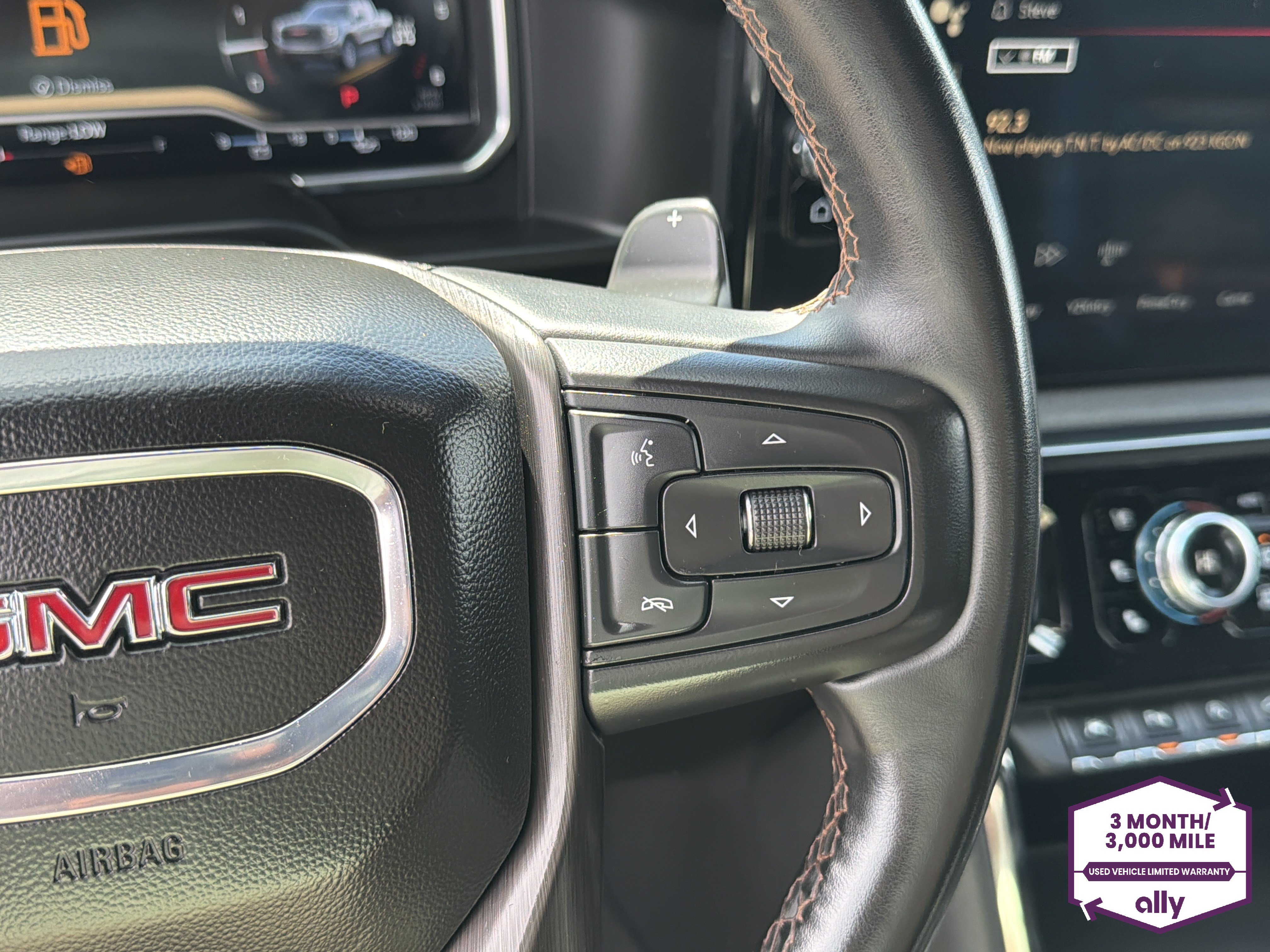 Used 2023 GMC Sierra 1500 AT4 w/ Technology Package AWD/4WD image 18