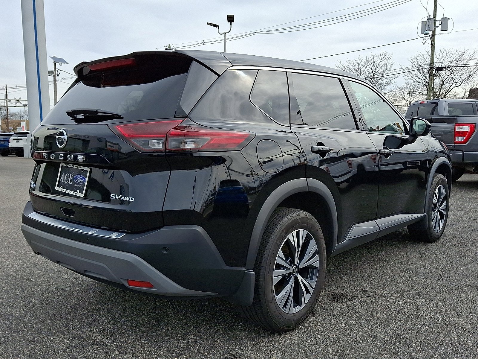 Used 2021 Nissan Rogue SV AWD/4WD image 6