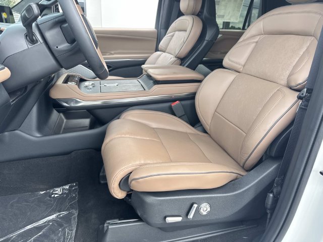New 2027 Lincoln Navigator L Black Label AWD/4WD image 20