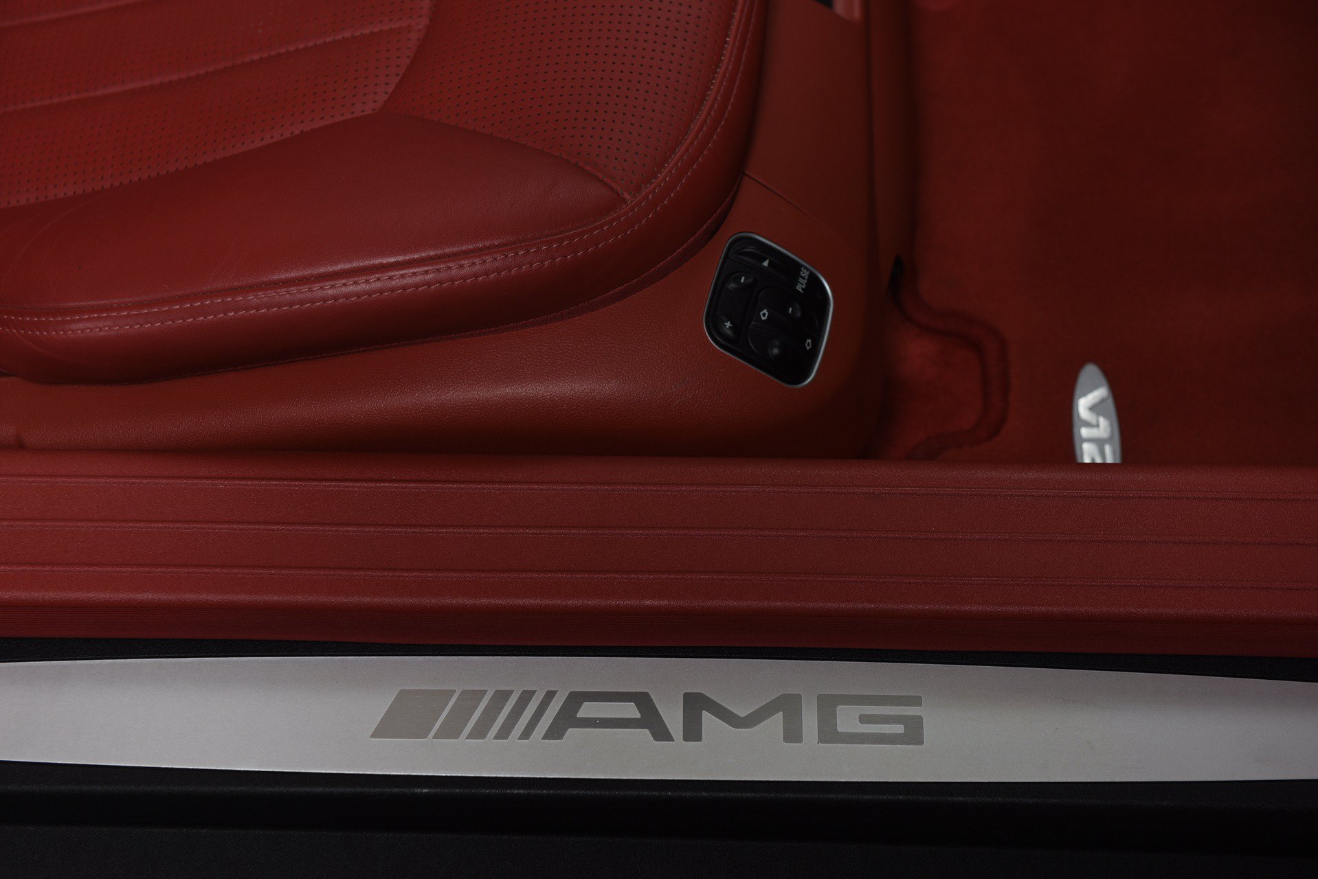 Used 2006 Mercedes-Benz SL 65 AMG image 28