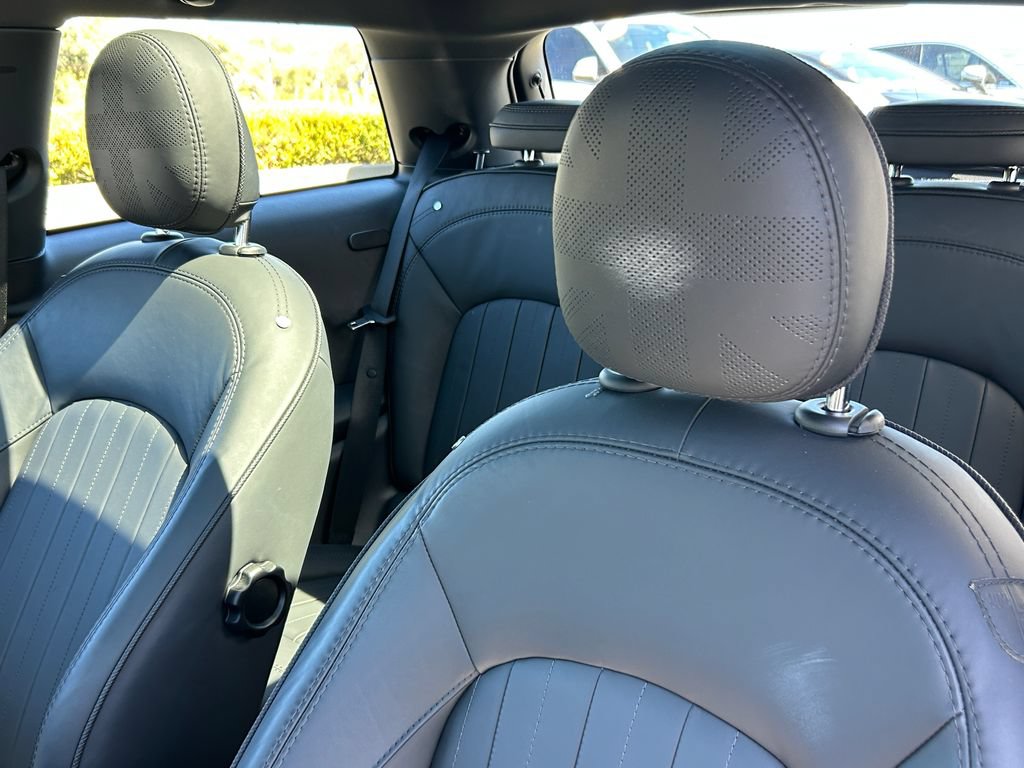 Used 2022 MINI Cooper S w/ Driver Assistance Package FWD image 14