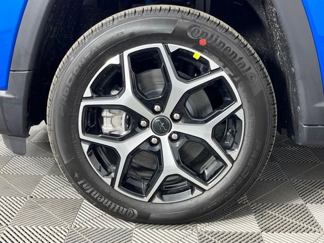 New 2025 Jeep Compass Limited w/ Sun & Sound Group AWD/4WD image 11