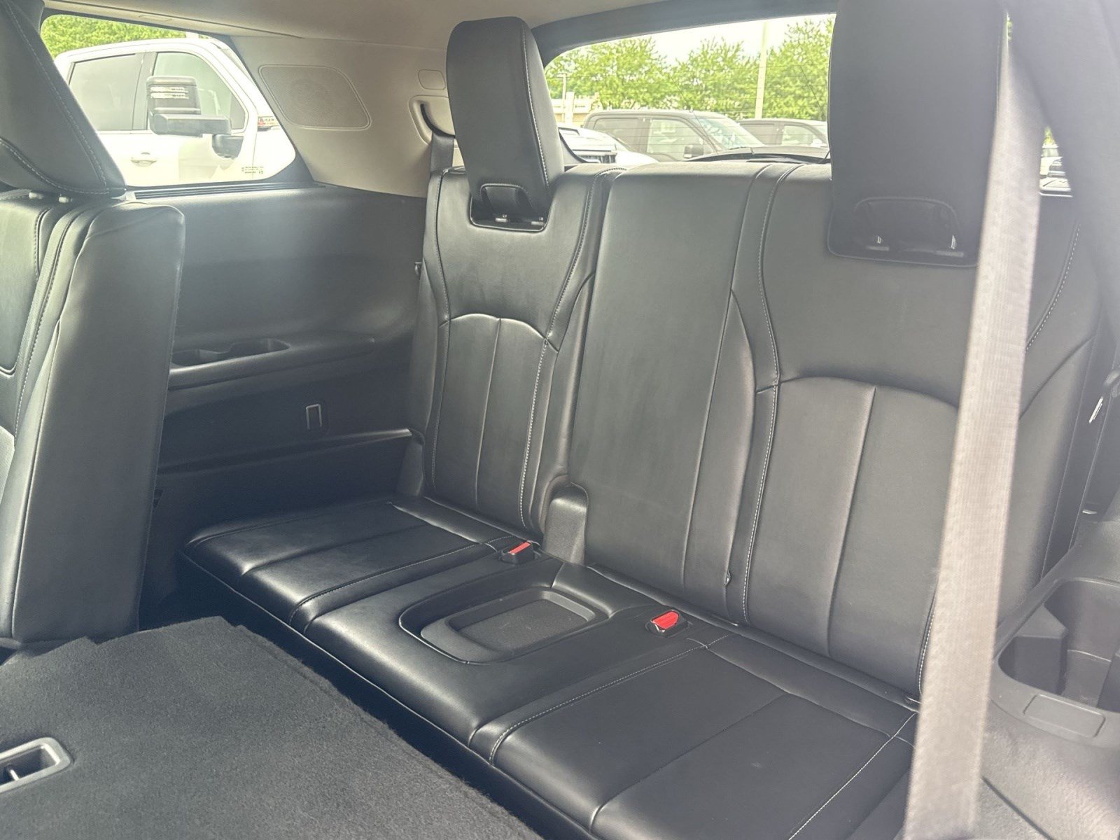 Used 2023 INFINITI QX60 Luxe AWD/4WD image 24